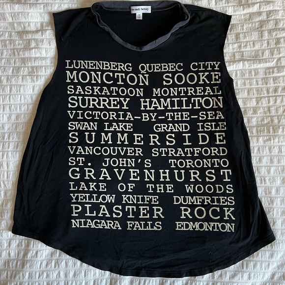 The Candi Factory Canadian Cities Muscle Tank - Size M - Black - Picture 3 of 7